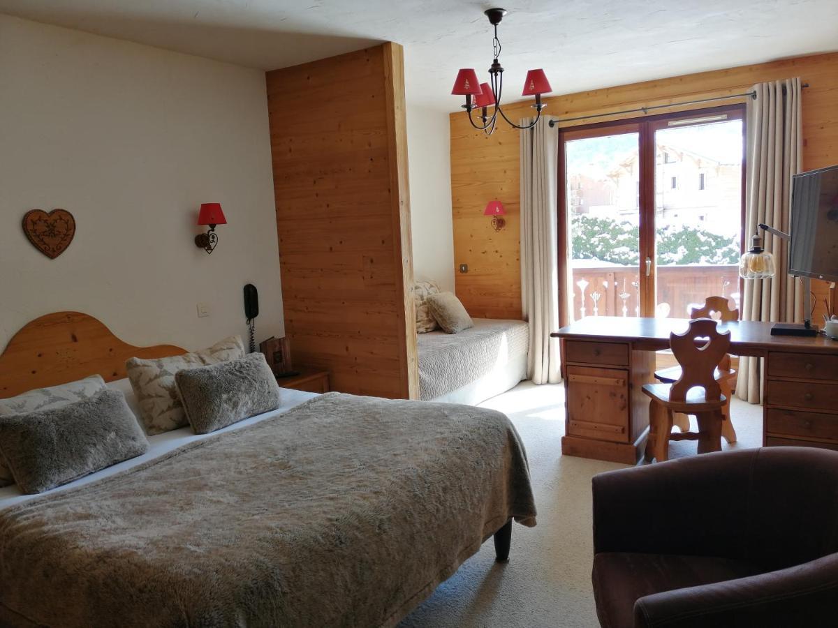 Chalet Hotel Les Airelles 프라로그난라베노이스 외부 사진